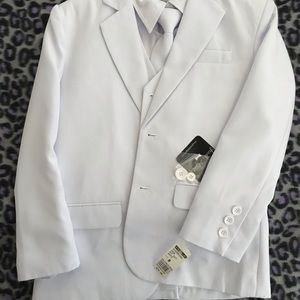 Boys White Suite size 8